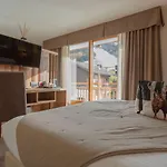 奥林匹亚酒店 博尔米奥
